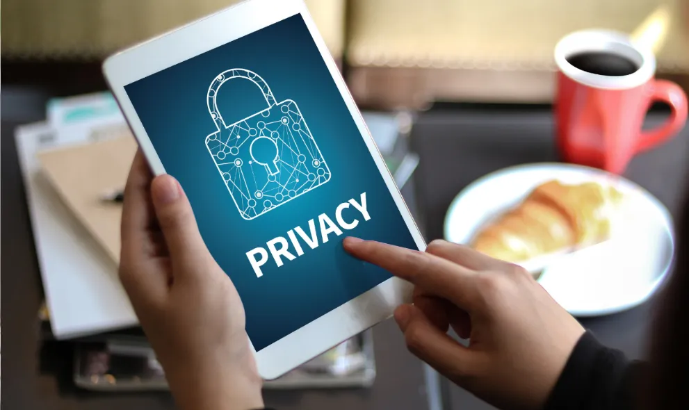 Data privacy lock on tablet