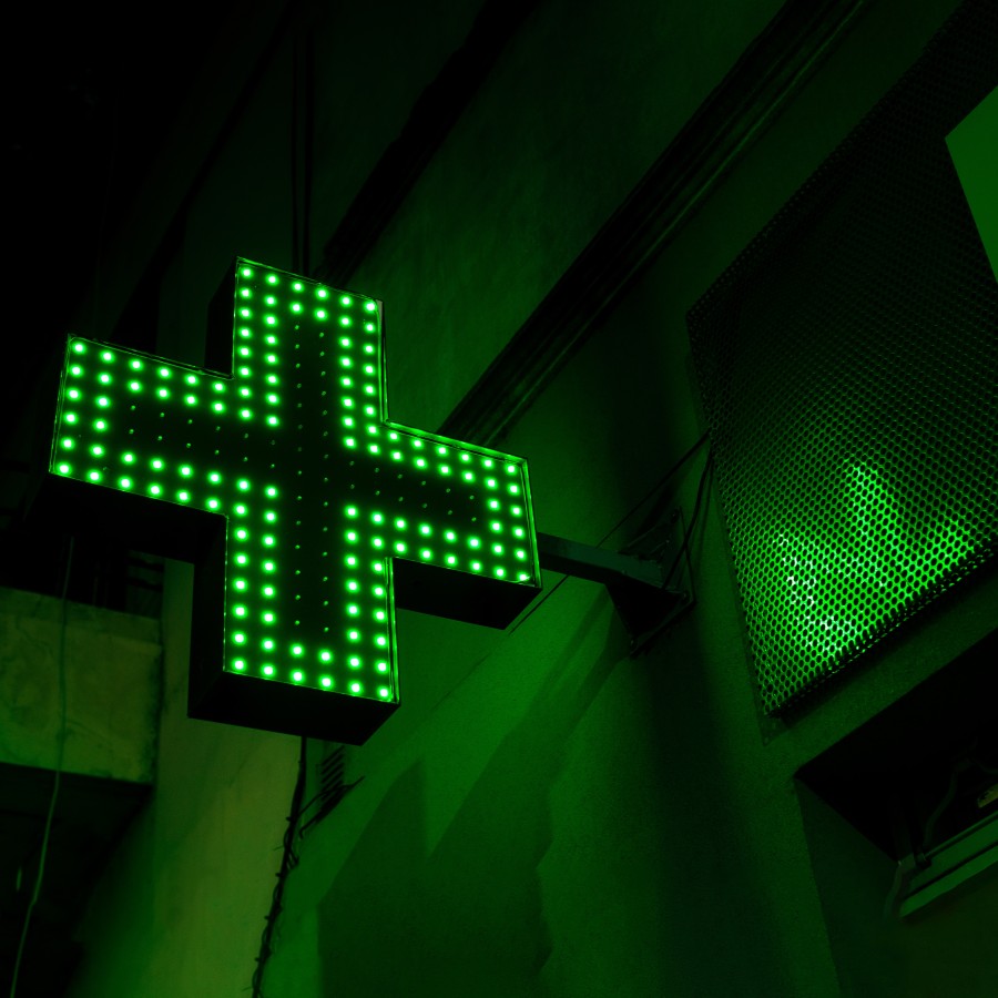 Illuminated Green Pharmacy Cross